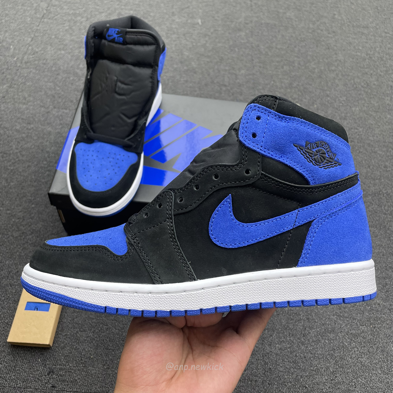 Air Jordan 1 Retro High Og Royal Reimagined Dz5485 042 (3) - newkick.vip