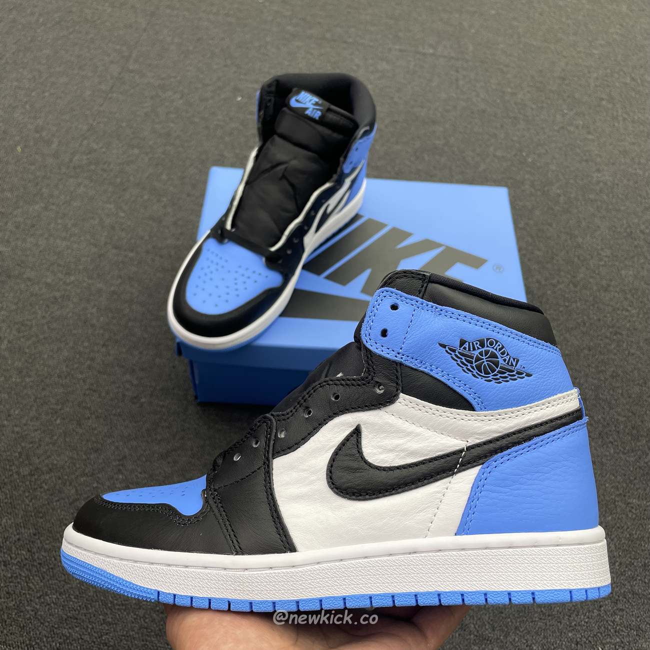 Air Jordan 1 Retro High Og University Blue Dz5485 400 (13) - newkick.vip