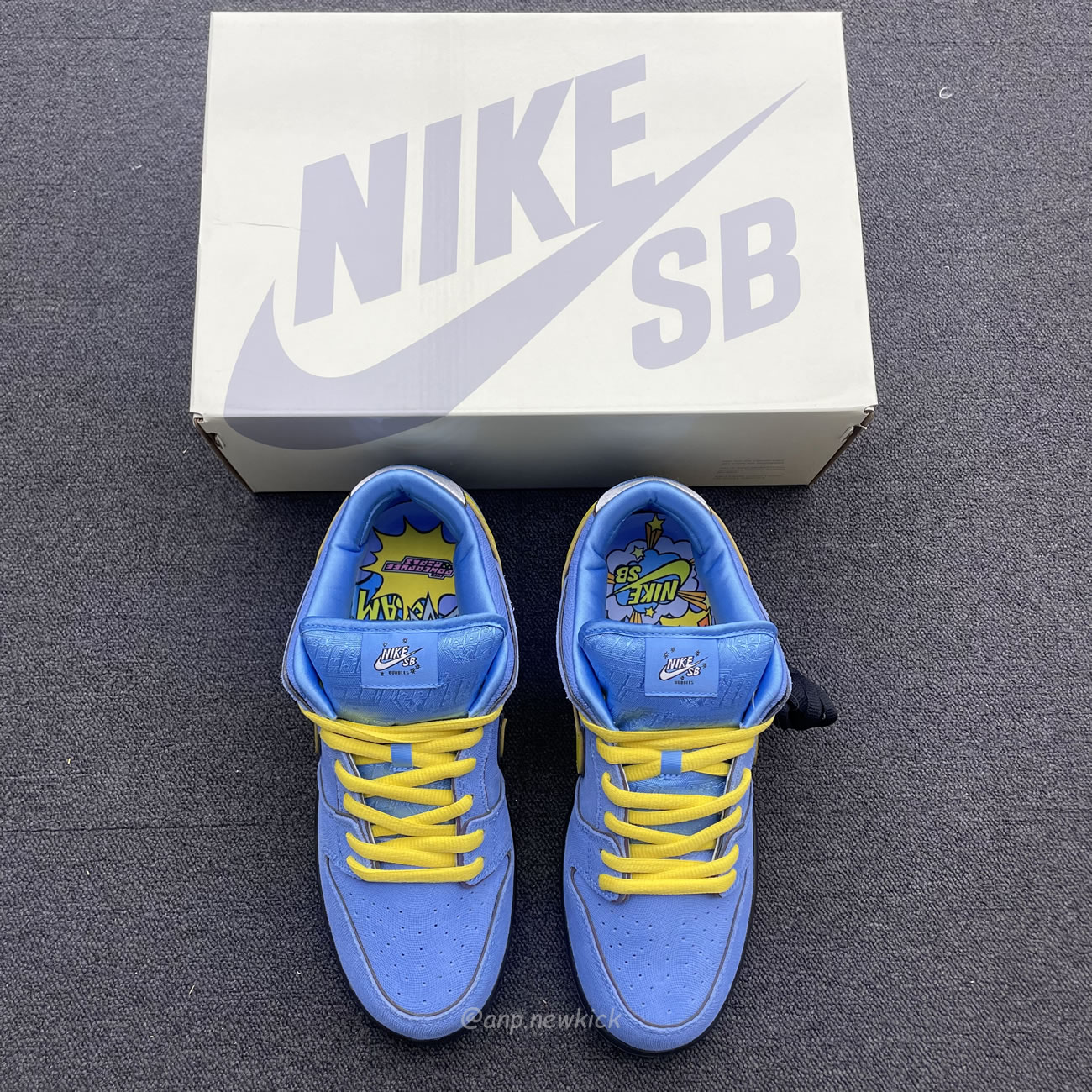 Nike Sb Dunk Low X The Powerpuff Girls On Feet Look At Bubbles Fz8320 400 (7) - newkick.vip