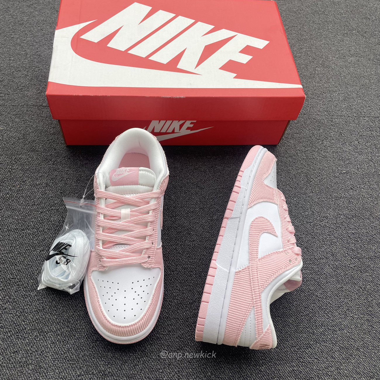 Nike Dunk Low Pink Corduroy Fn7167 100 (9) - newkick.vip