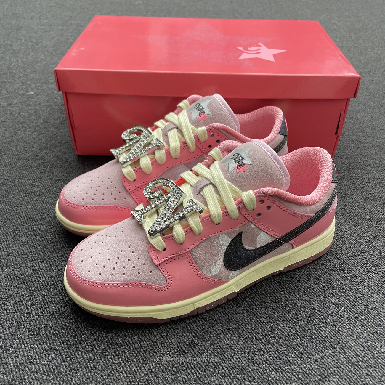 Nike Dunk Low Lx Barbie Fn8927 621 (13) - newkick.vip