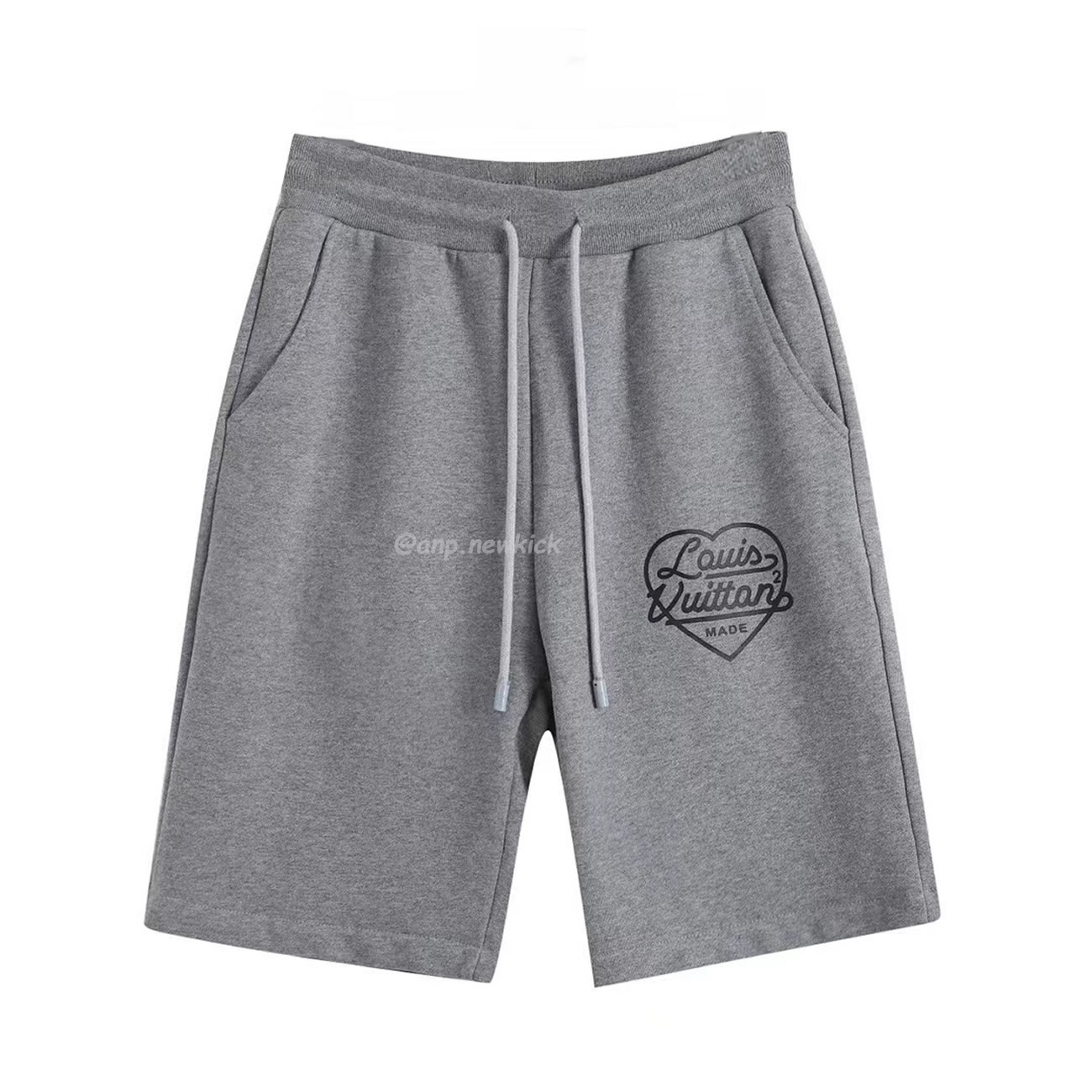 Louis Vuitton X Nigo Printed Heart Short Light Grey Fw21 (1) - newkick.vip