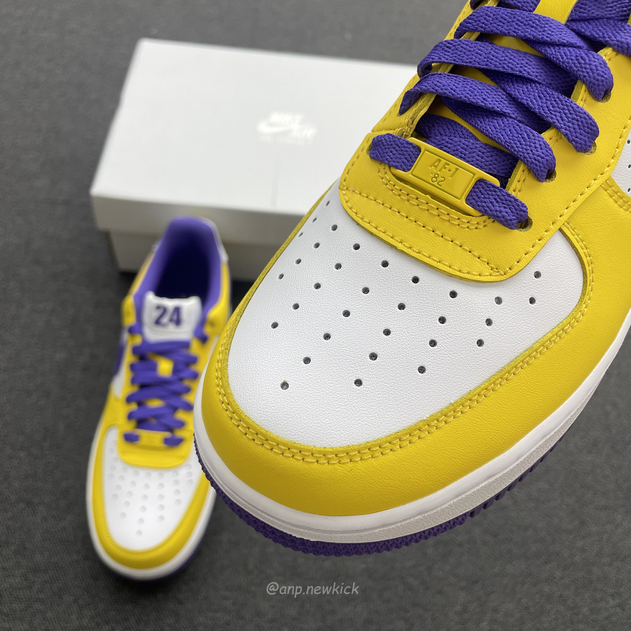 Kobe Bryant X Nike Air Force 1 Low Purple Gold Color (5) - newkick.vip