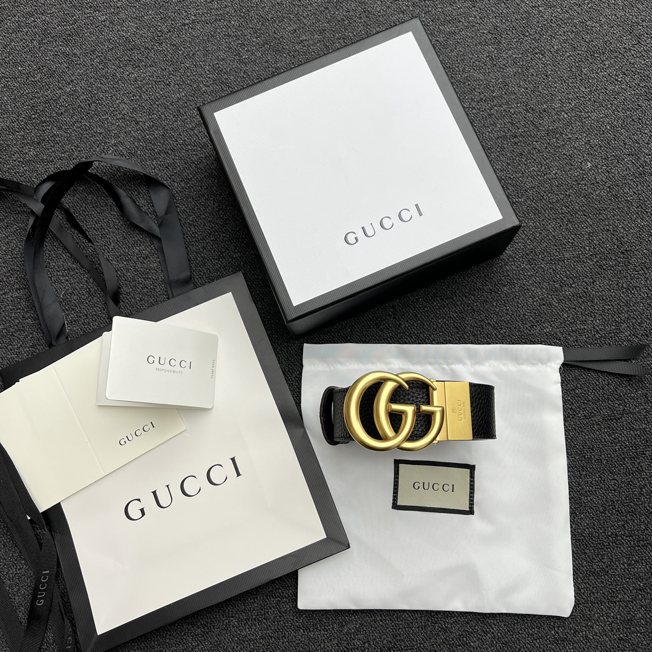 Gucci Double G Logo Full Grain Reversible Belt Leather Black Brown (5) - newkick.vip