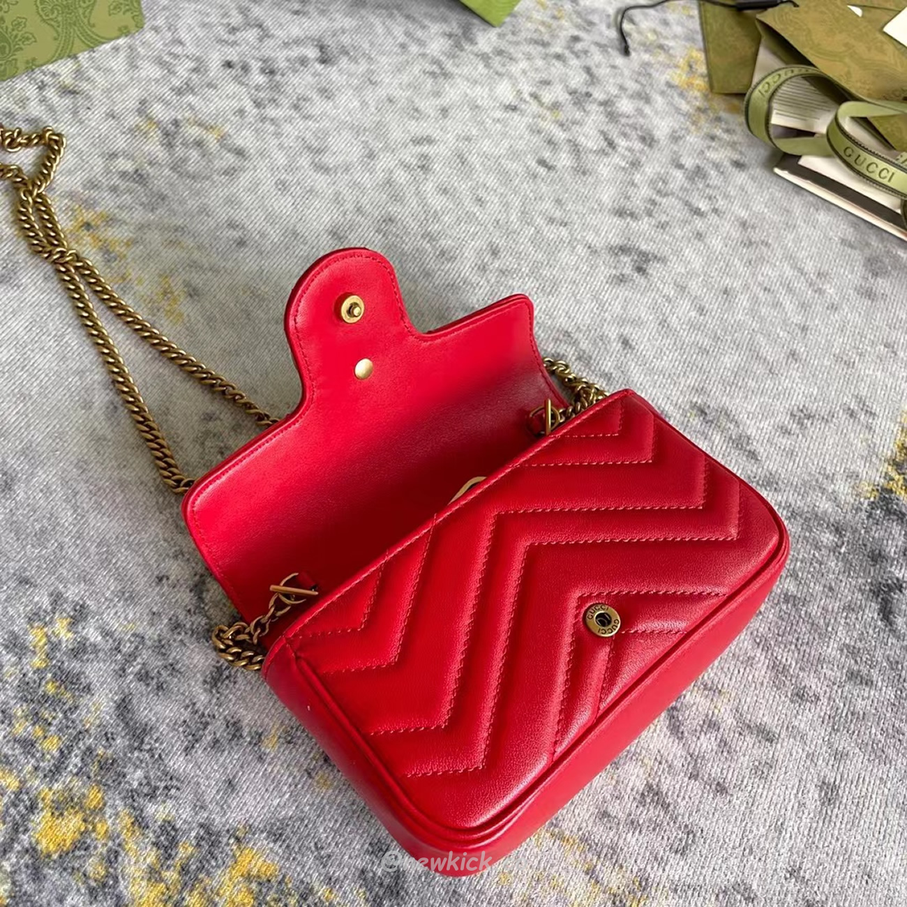 Gucci Gg Marmont Matelasse Super Mini Bag Red (11) - newkick.vip