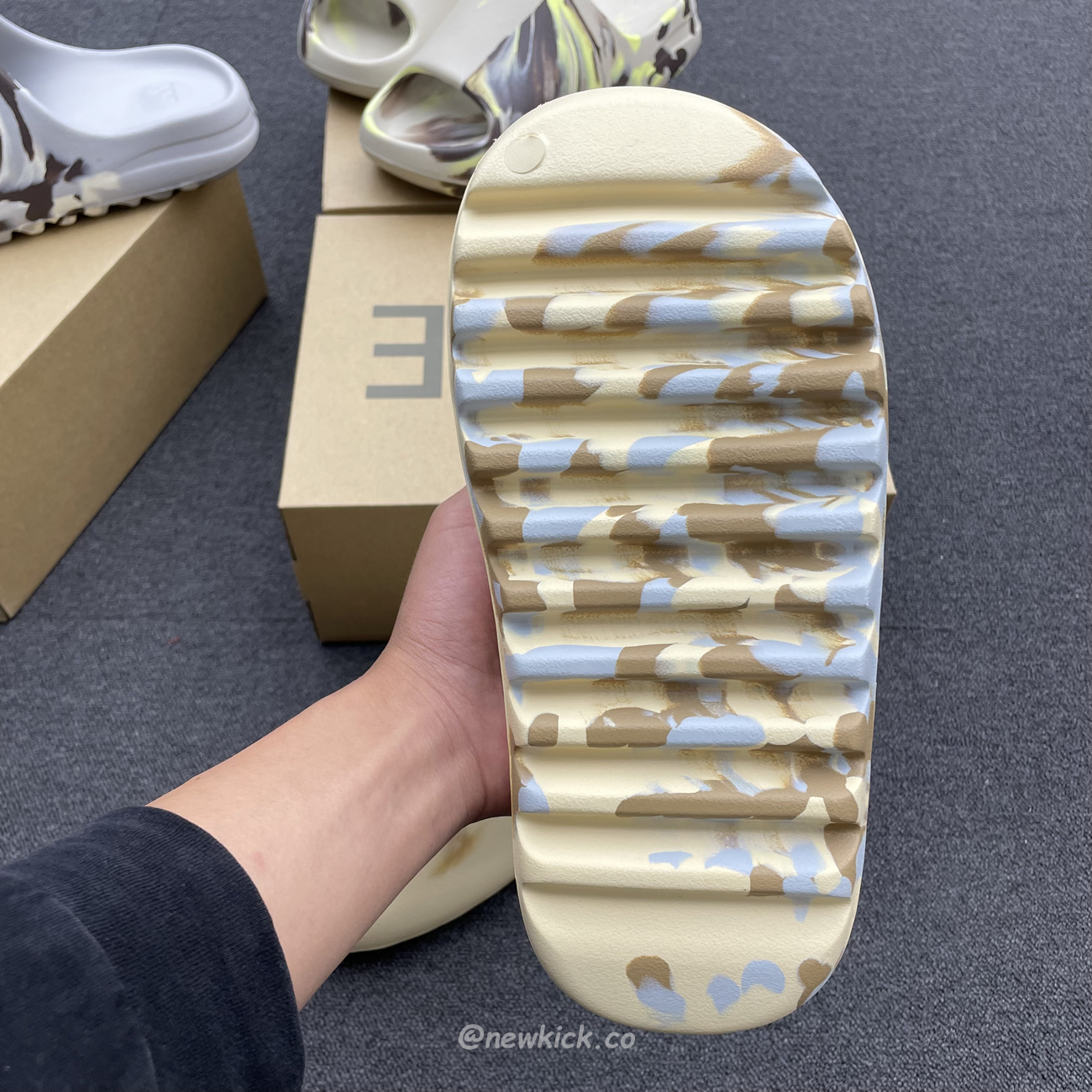 Adidas Yeezy X Kanye West Slide Bone (6) - newkick.vip