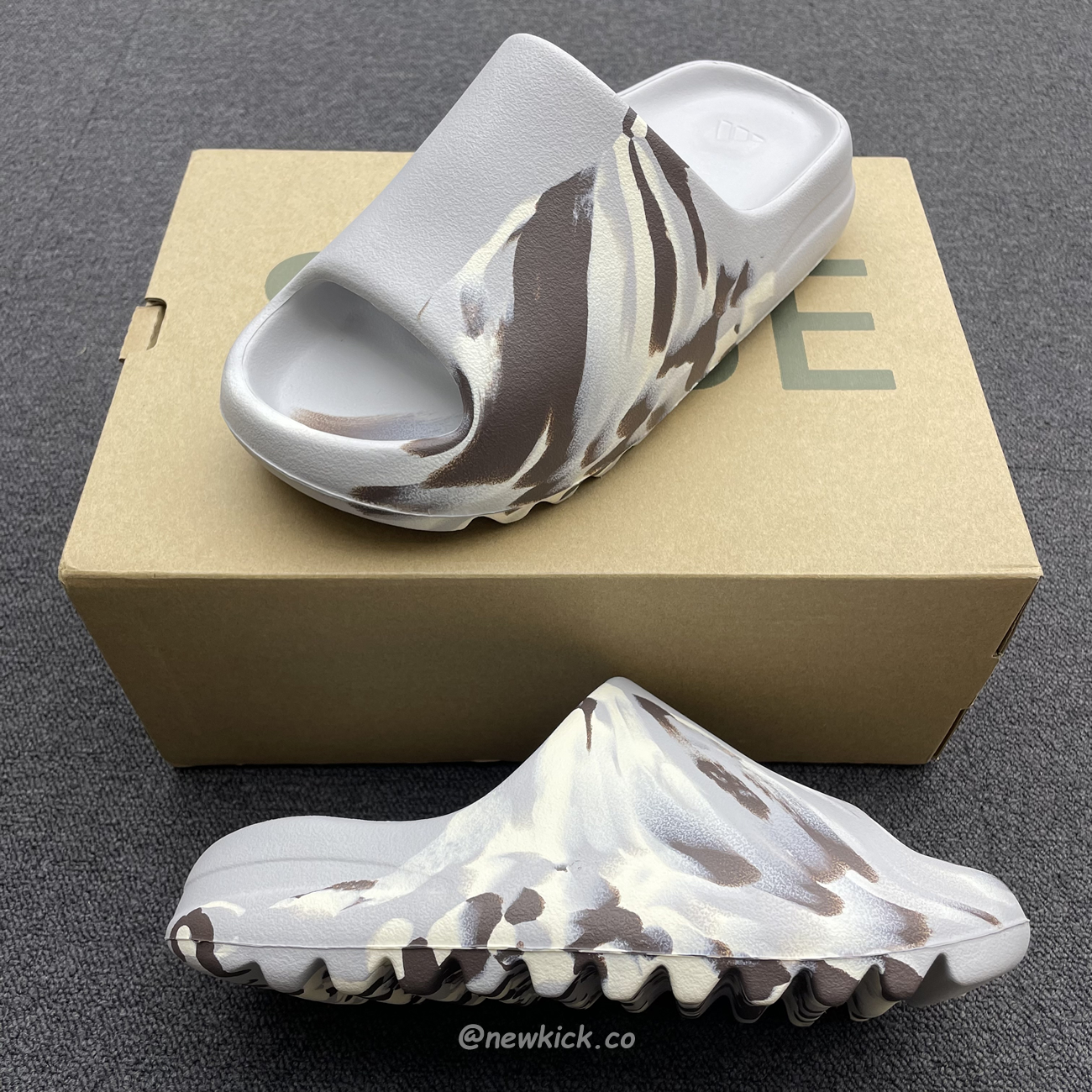 Adidas Yeezy X Kanye West Slide Bone (7) - newkick.vip