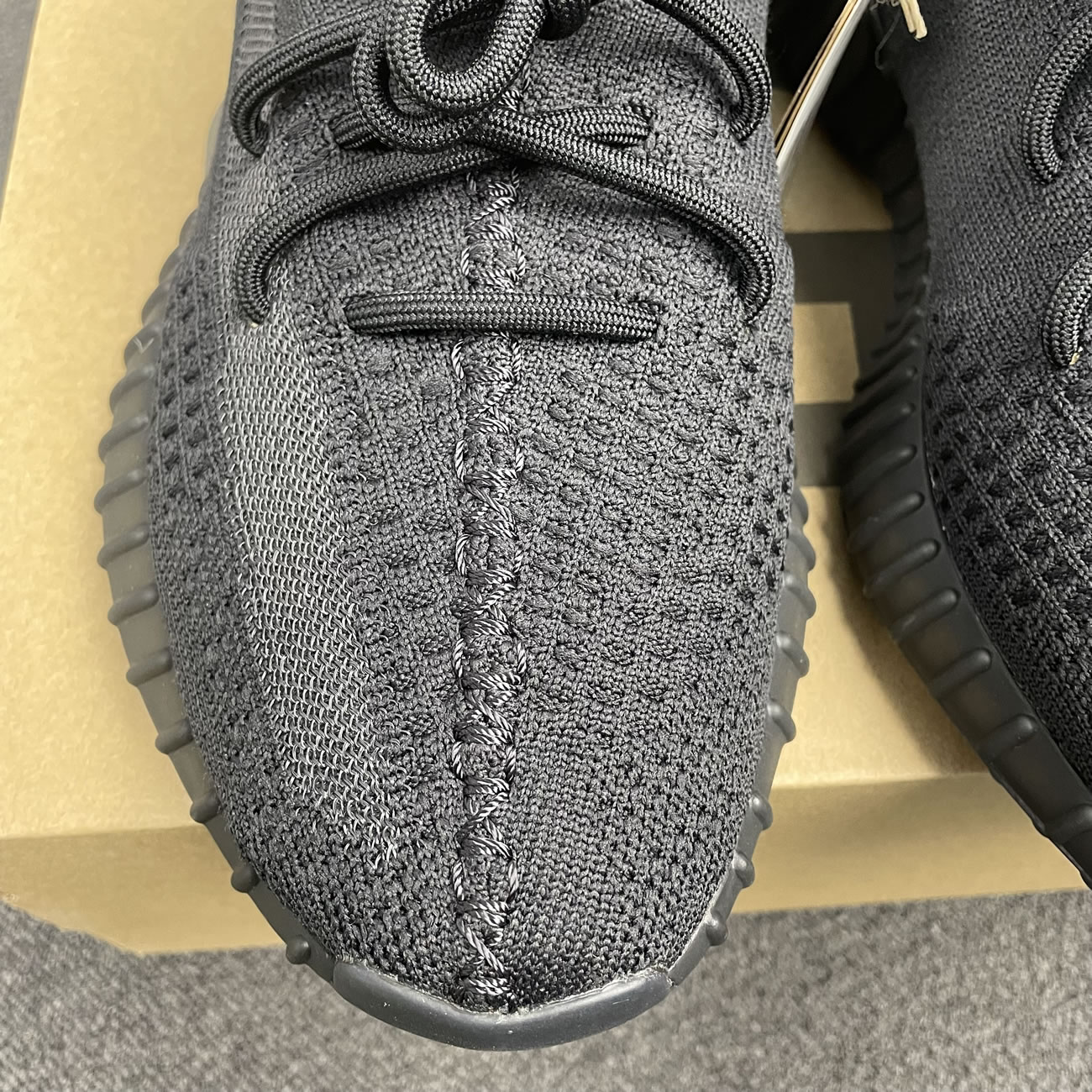 Adidas Yeezy Boost 350 V2 Onyx Hq4540 (10) - newkick.vip