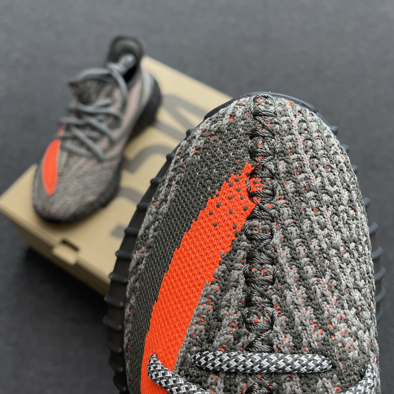 Adidas Yeezy Boost 350 V2 Dark Beluga Hq7045 (7) - newkick.vip