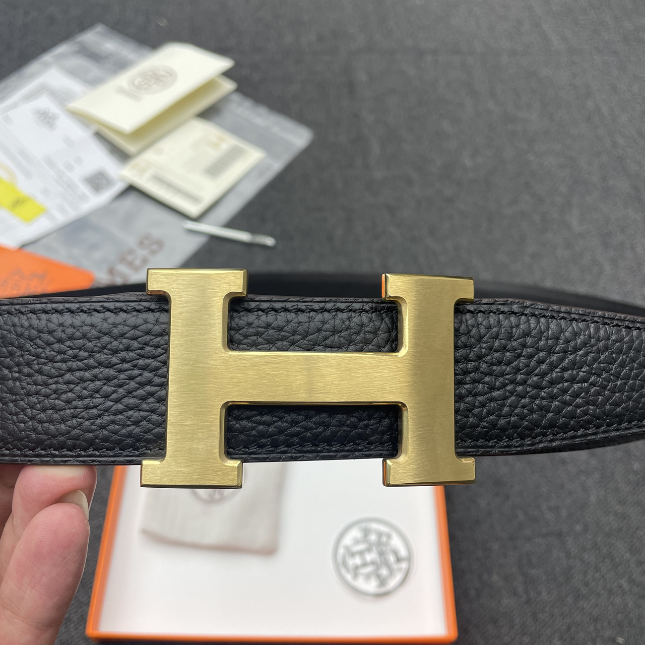 Hermes Full Grain Reversible Belt Leather Black (8) - newkick.vip