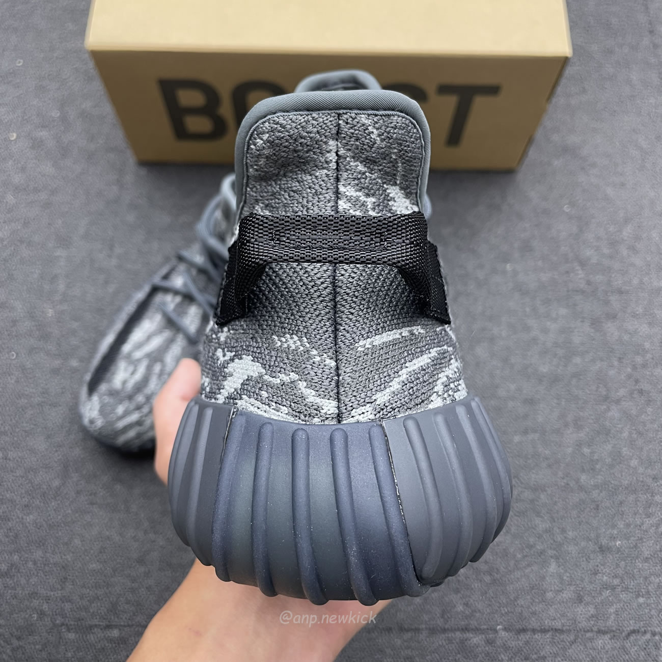 Adidas Yeezy Boost 350 V2 Mx Dark Salt Id4811 (2) - newkick.vip