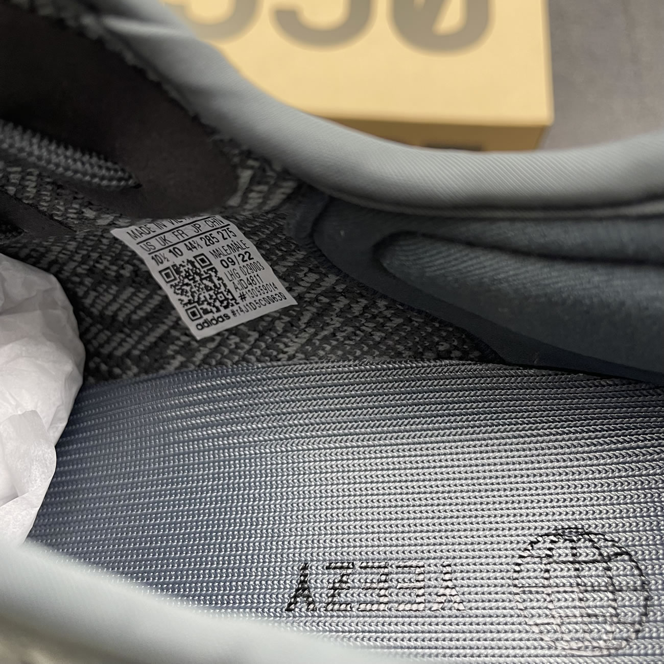 Adidas Yeezy Boost 350 V2 Mx Dark Salt Id4811 (3) - newkick.vip