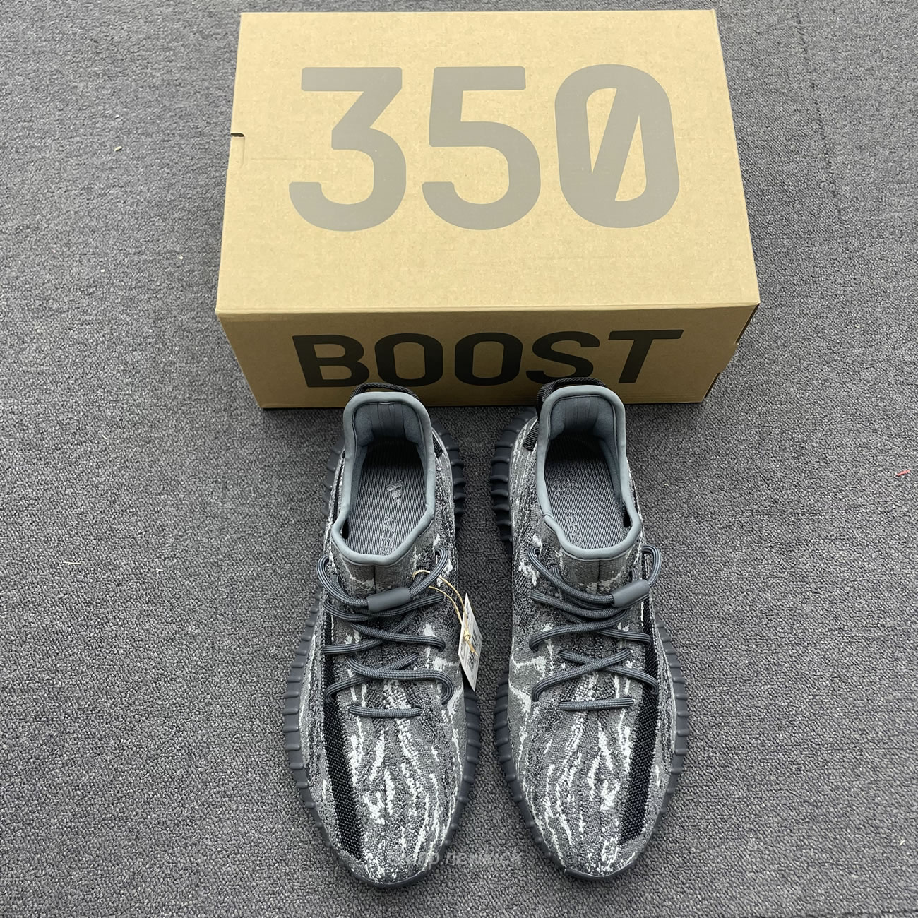 Adidas Yeezy Boost 350 V2 Mx Dark Salt Id4811 (4) - newkick.vip