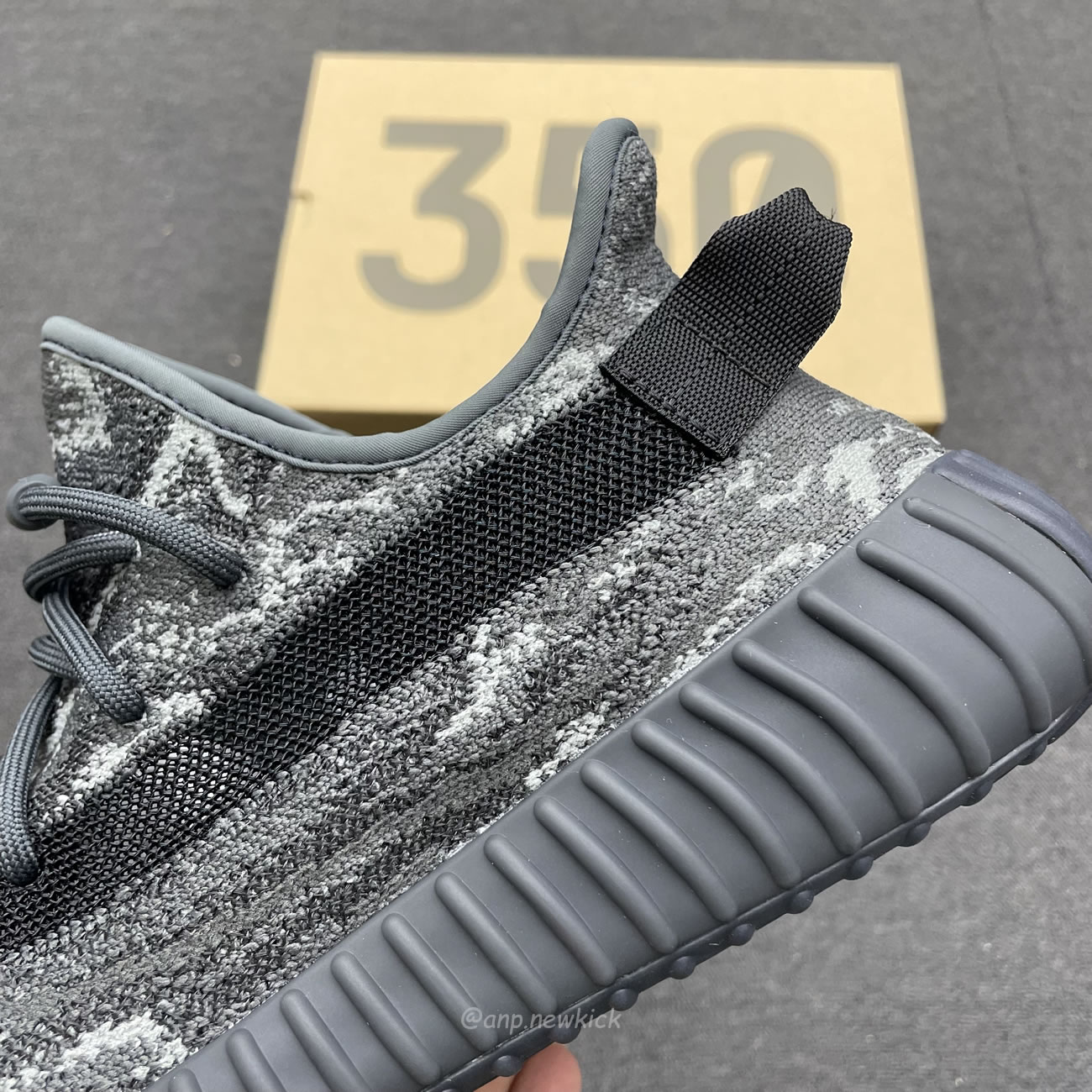 Adidas Yeezy Boost 350 V2 Mx Dark Salt Id4811 (5) - newkick.vip