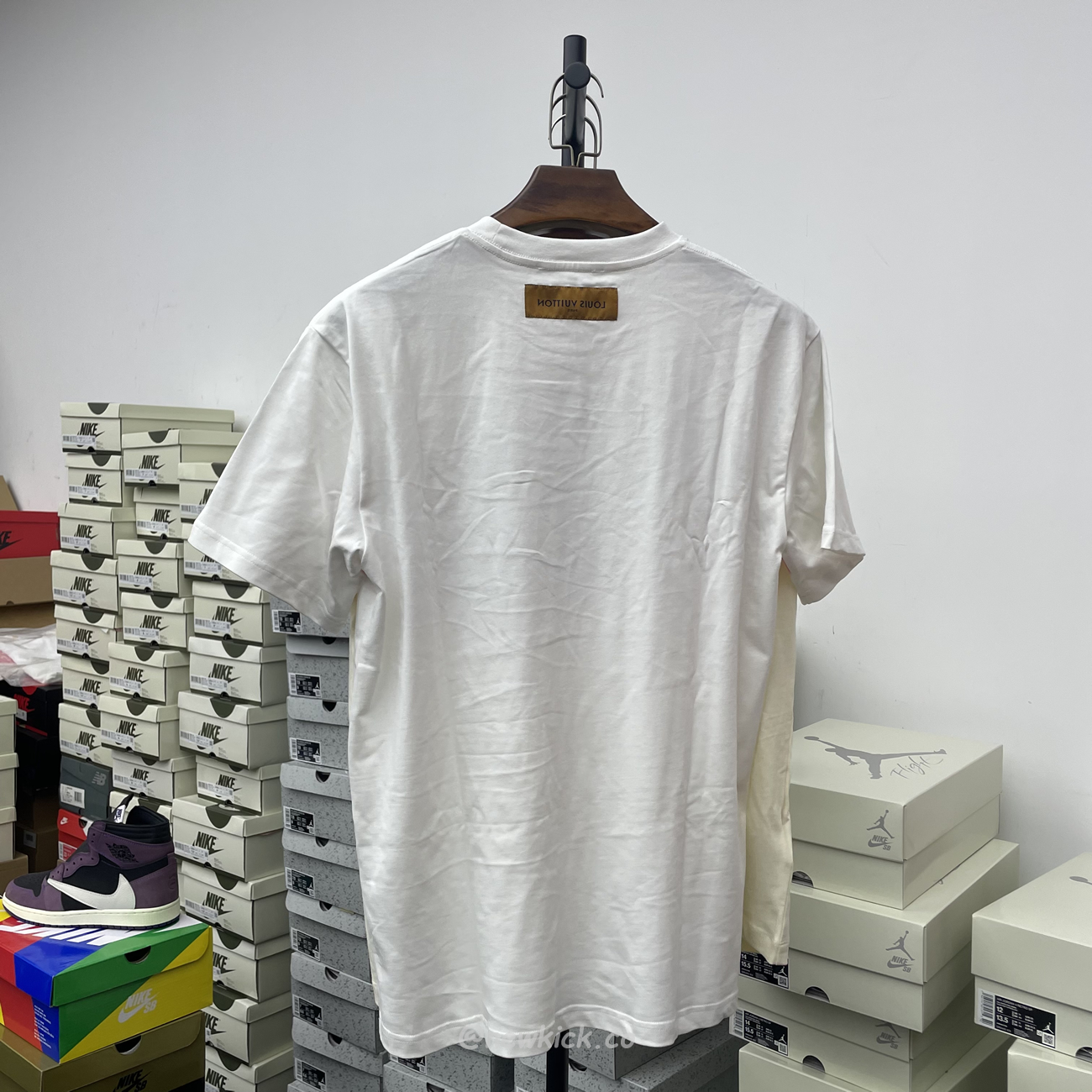 Louis Vuitton Graffiti T Shirt Milky White (6) - newkick.vip