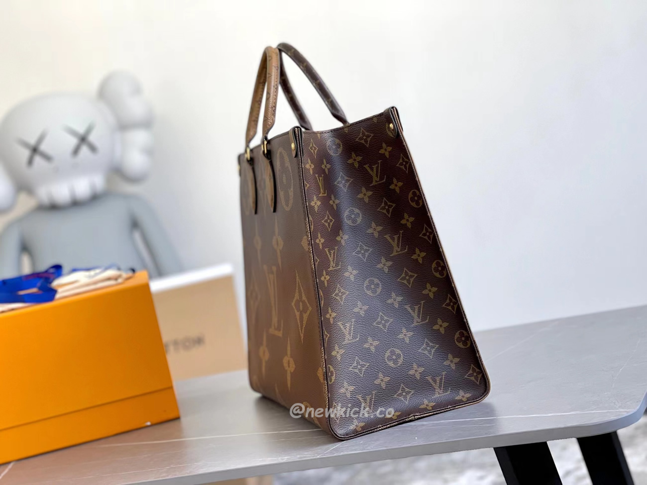 Louis Vuitton Onthego Cloth Tote Brown M45320 (11) - newkick.vip