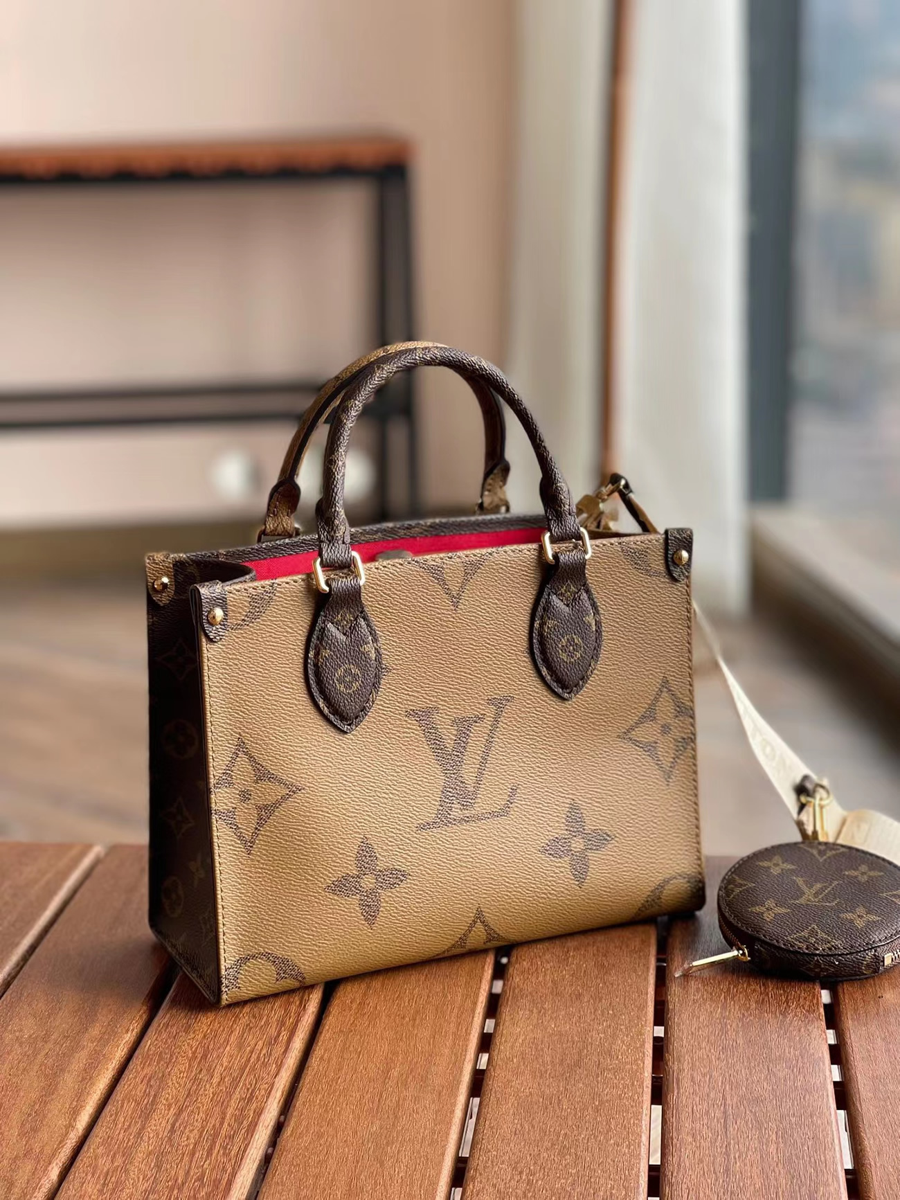 Louis Vuitton Onthego Mm M45321 (5) - newkick.vip