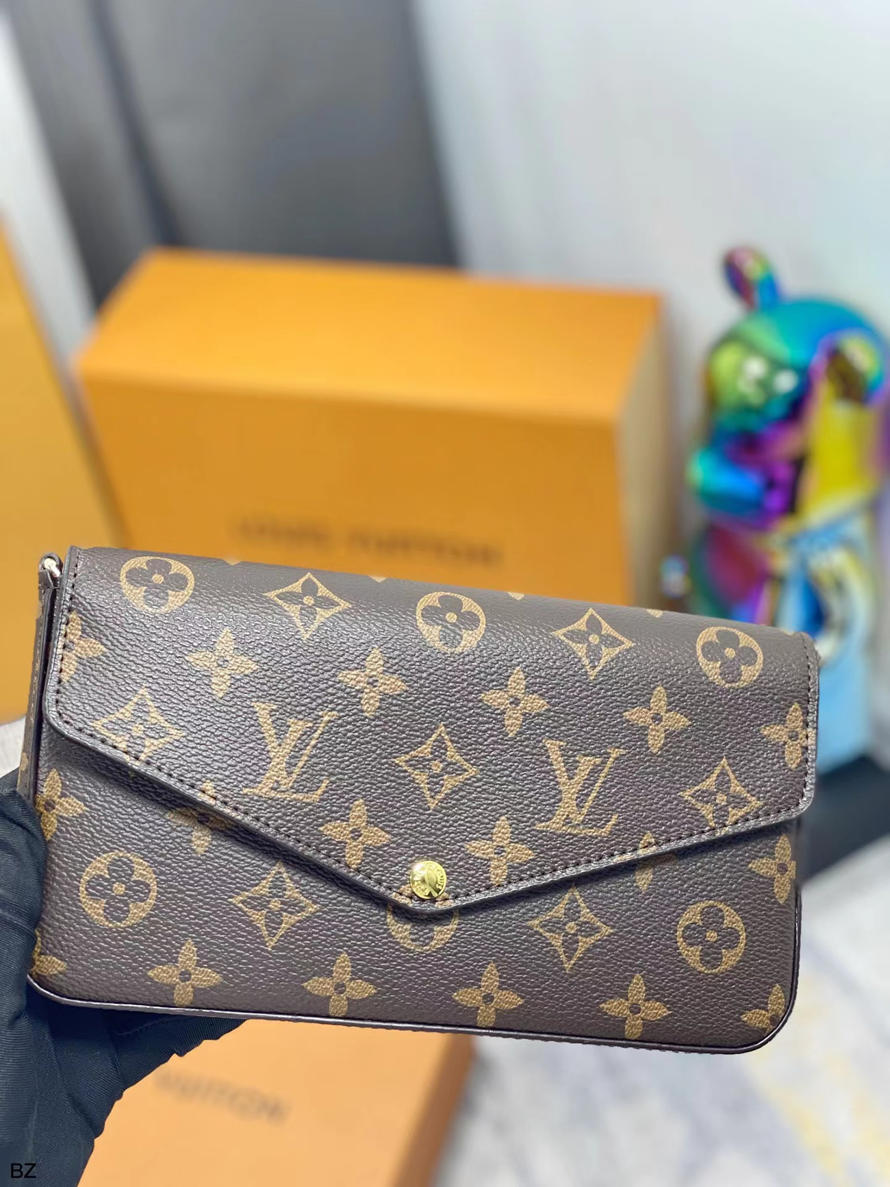 Louis Vuitton Pochette Crossbody Bag M61276 (9) - newkick.vip