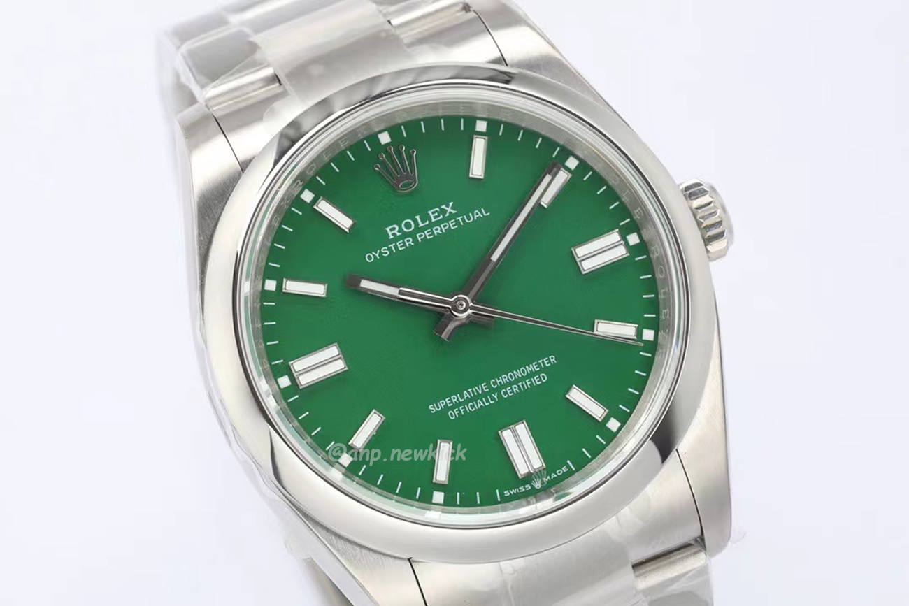 Rolex Oyster Perpetual Green Bright Black (5) - newkick.vip