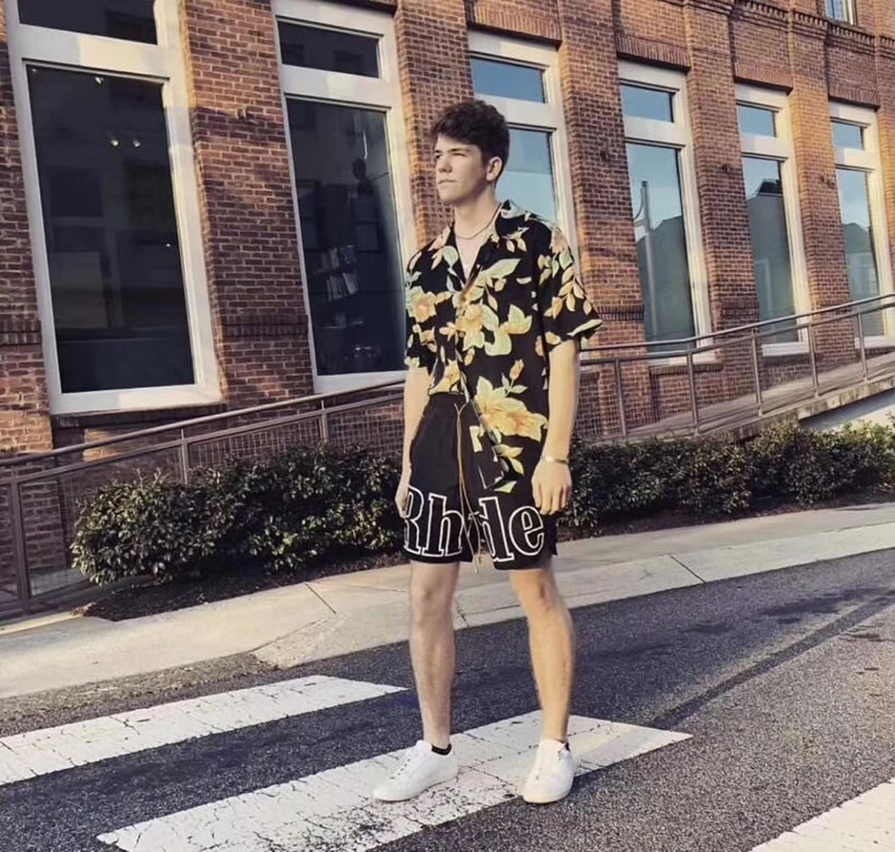 Rhude Rh Logo Shorts (5) - newkick.vip