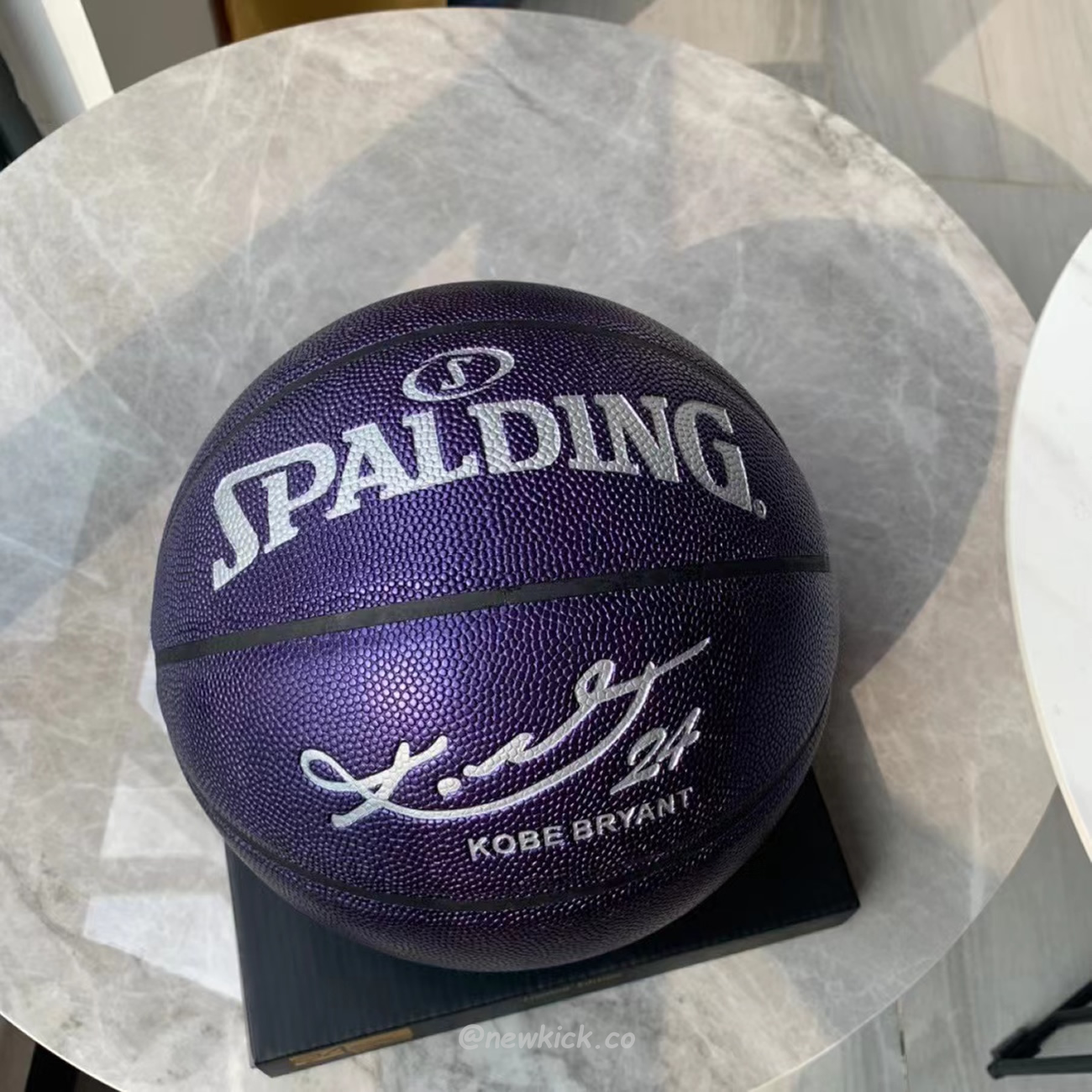 Spalding Kobe Bryant 24k Basketball Black Purple (3) - newkick.vip