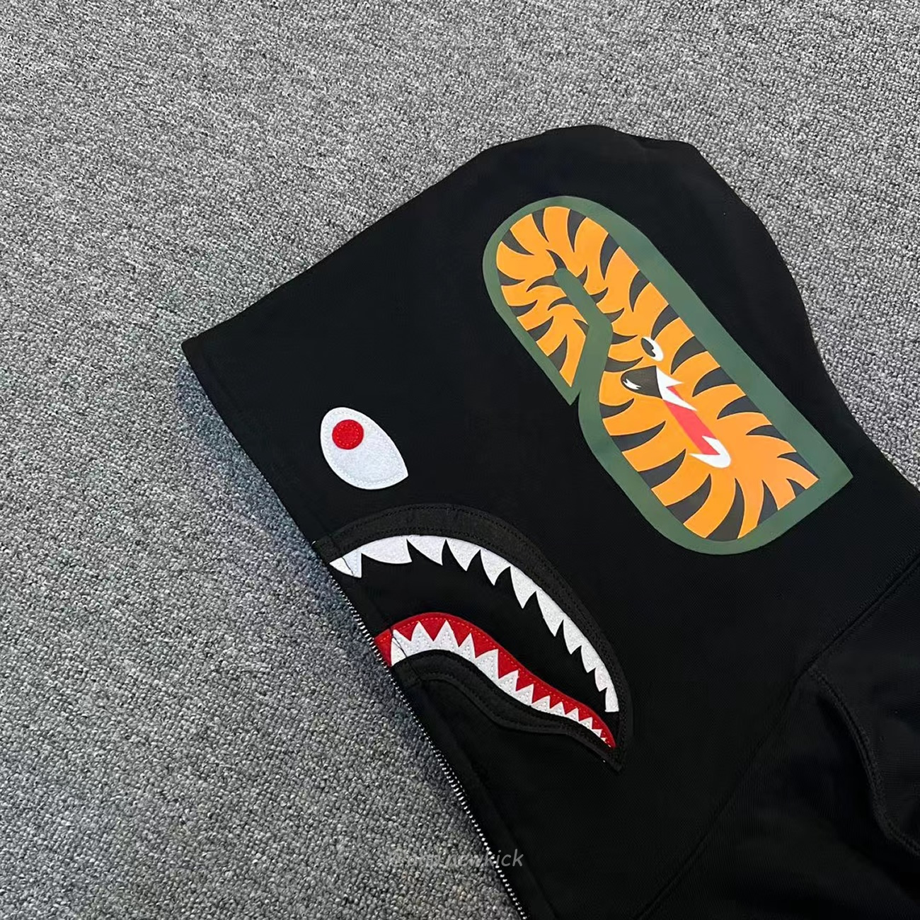 Bape Shark Full Zip Hoodie Black Ss22 (3) - newkick.vip