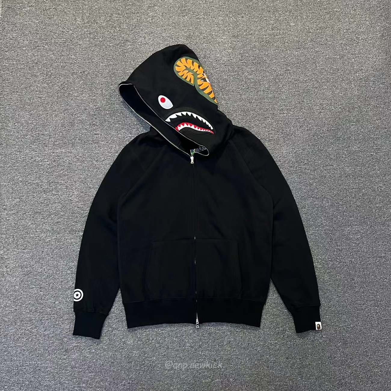 Bape Shark Full Zip Hoodie Black Ss22 (8) - newkick.vip