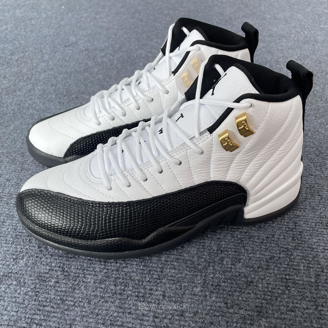 Air Jordan 12 Retro Taxi White Gold 130690 125 (2) - newkick.vip