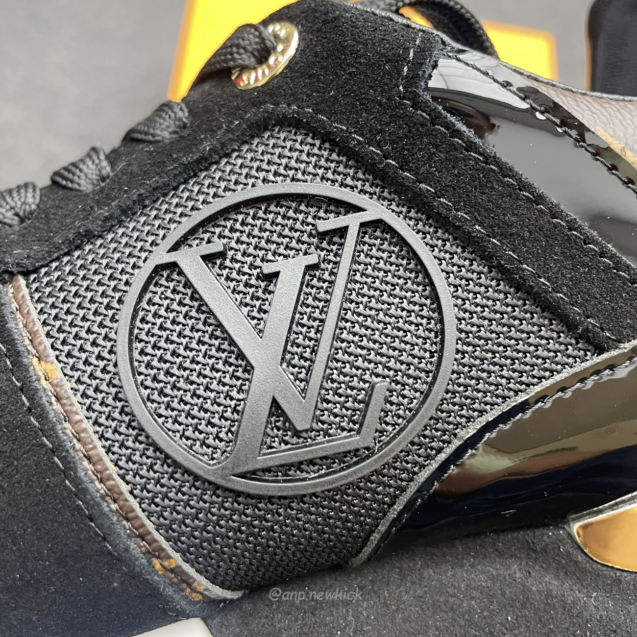 Louis Vuitton Run Away Black Gold 1a3cw0 (8) - newkick.vip