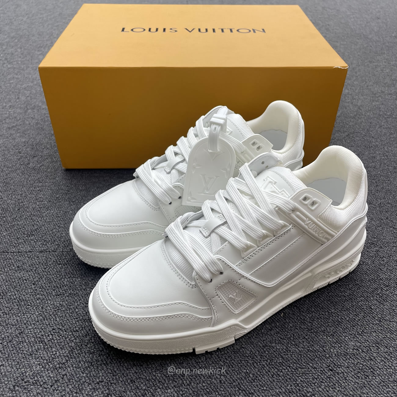 Louis Vuitton Lv Trainer Sneaker White 1a8wav (10) - newkick.vip