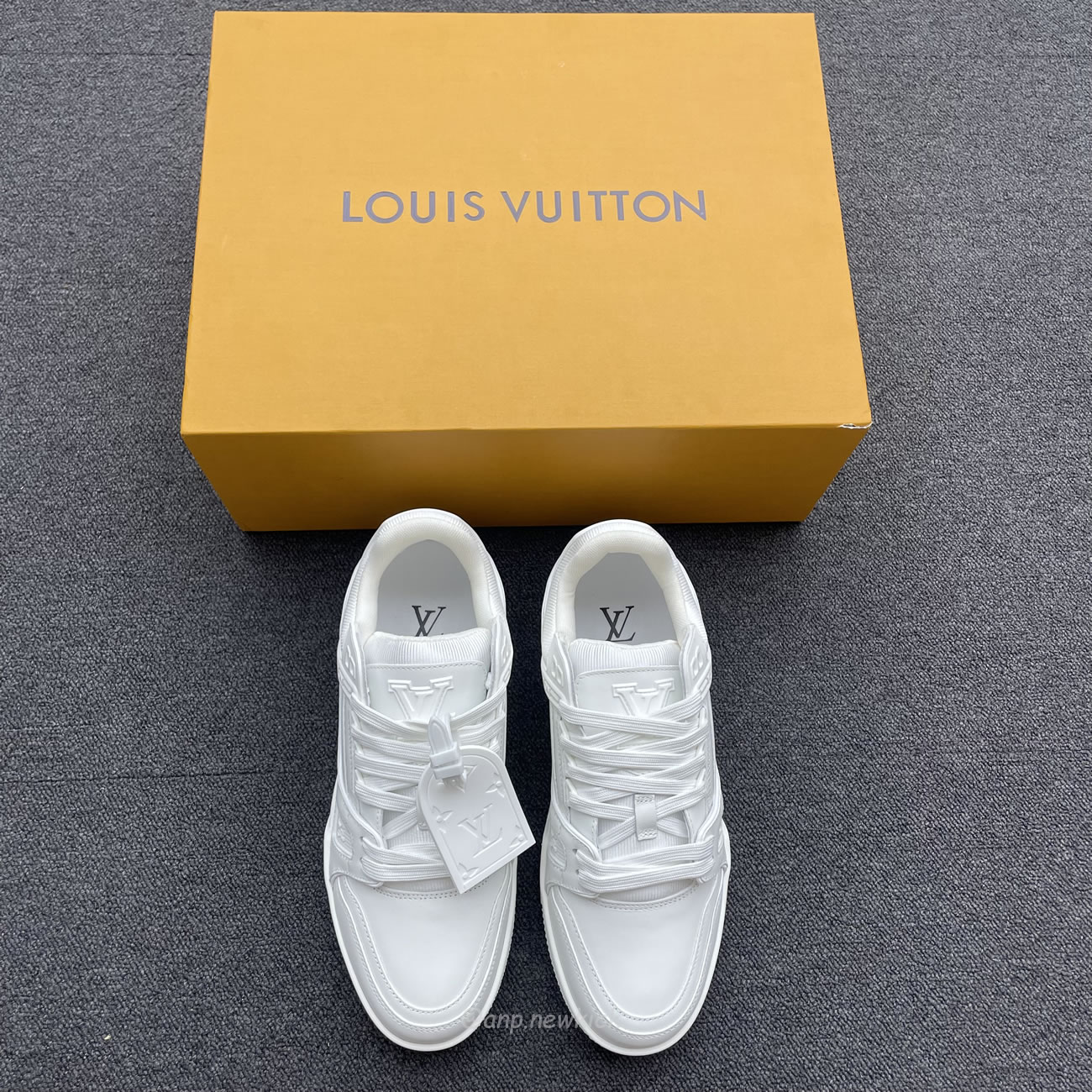 Louis Vuitton Lv Trainer Sneaker White 1a8wav (7) - newkick.vip