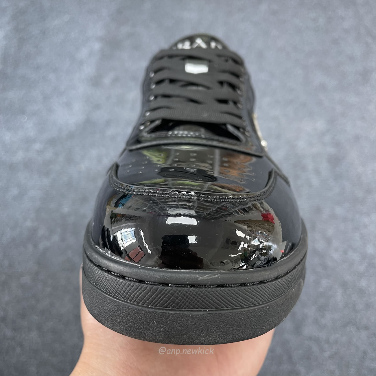 Prada Sneakers Mid Top Black Patent Leather 1e792m 069 F0002 F B030 (8) - newkick.vip