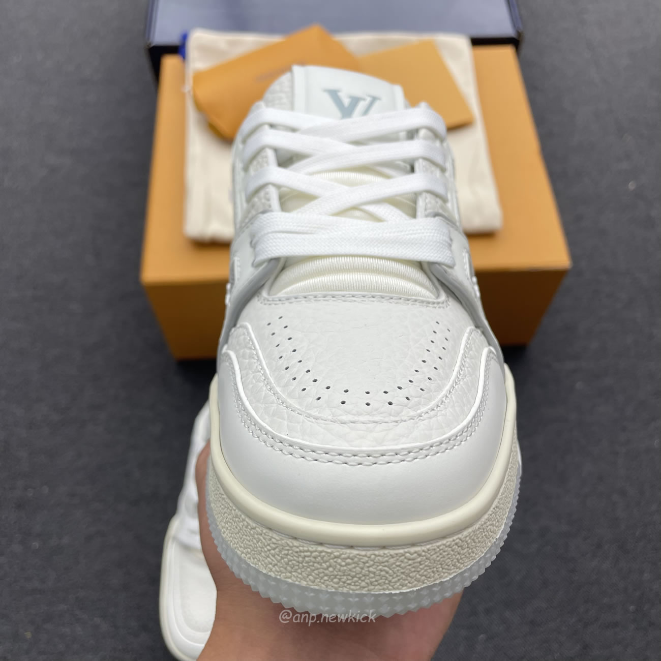 Louis Vuitton Trainer White Signature 51bcolre (10) - newkick.vip