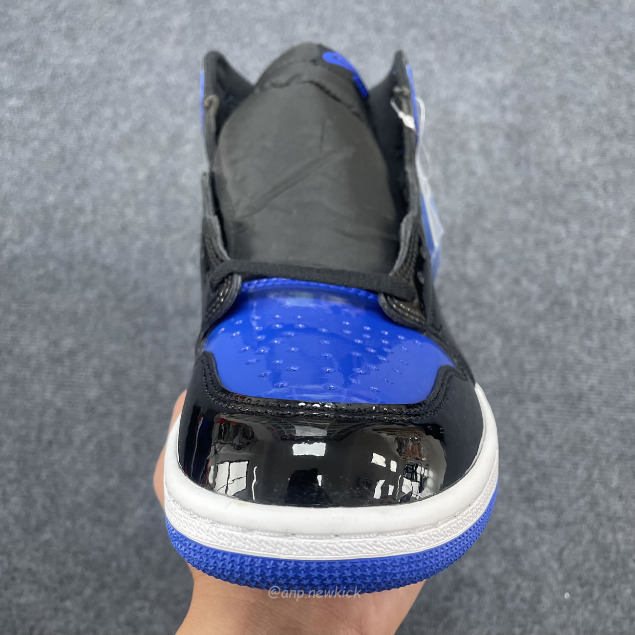 Air Jordan 1 Retro High Og Patent Royal 555088 404 (8) - newkick.vip