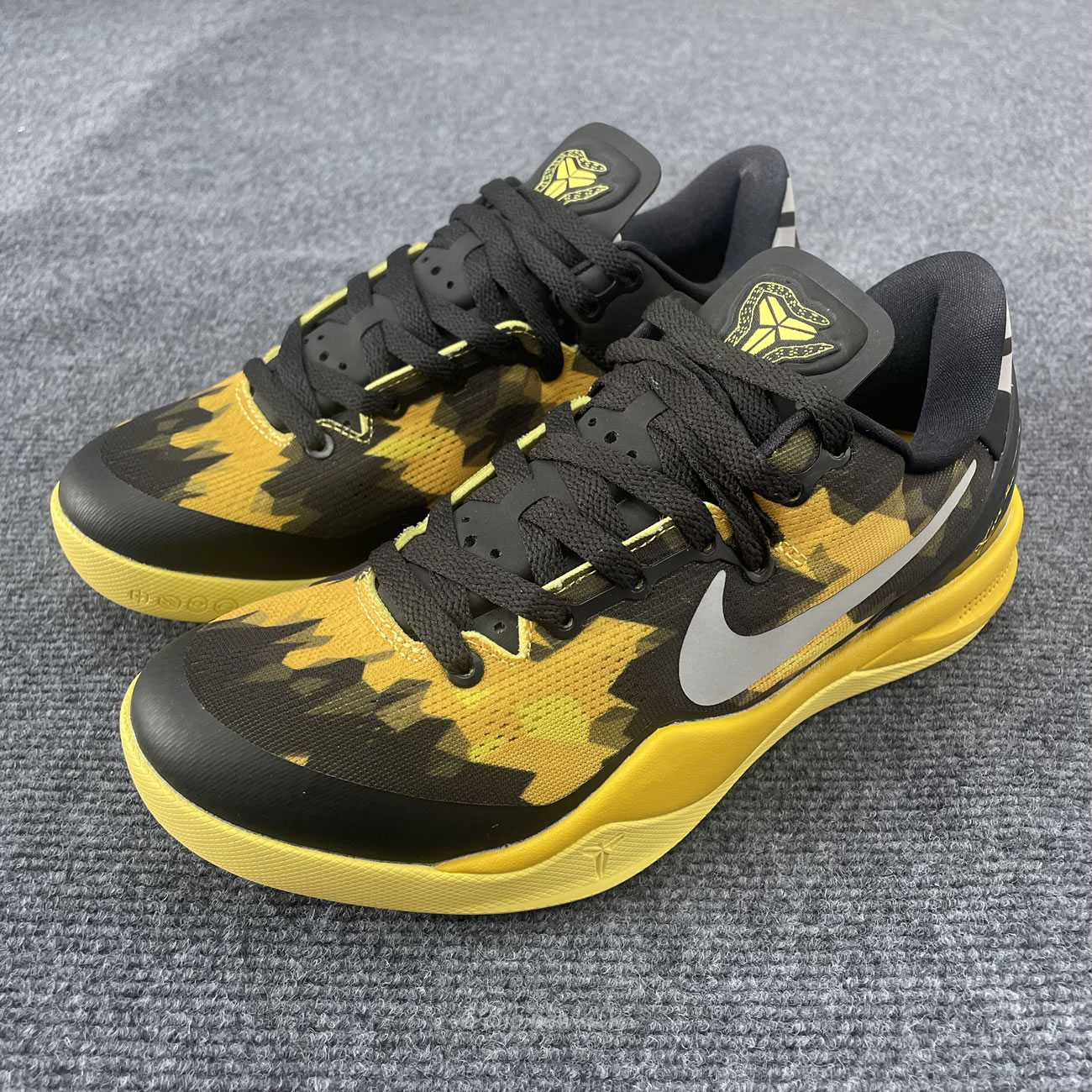 Nike Kobe 8 Xdr Black Yellow 555286‑077 (7) - newkick.vip