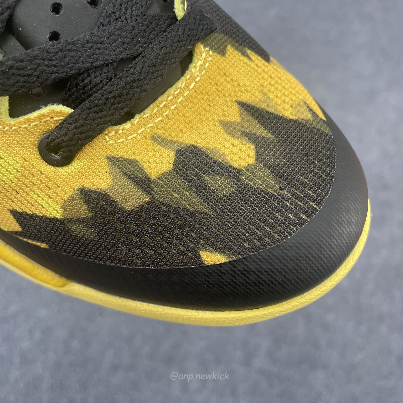 Nike Kobe 8 Xdr Black Yellow 555286‑077 (9) - newkick.vip