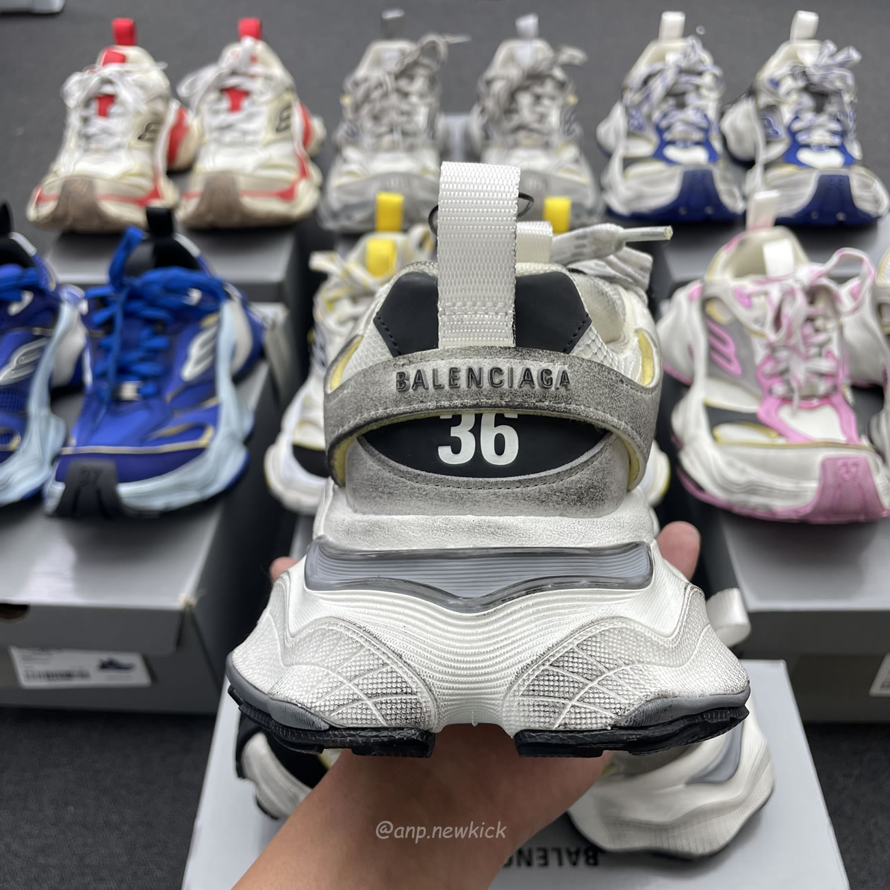 Balenciaga Cargo Sneaker Grey Black Yellow White Gery Pink Yellow Blue Red (womens) 784341 W2mv6 0328 (9) - newkick.vip