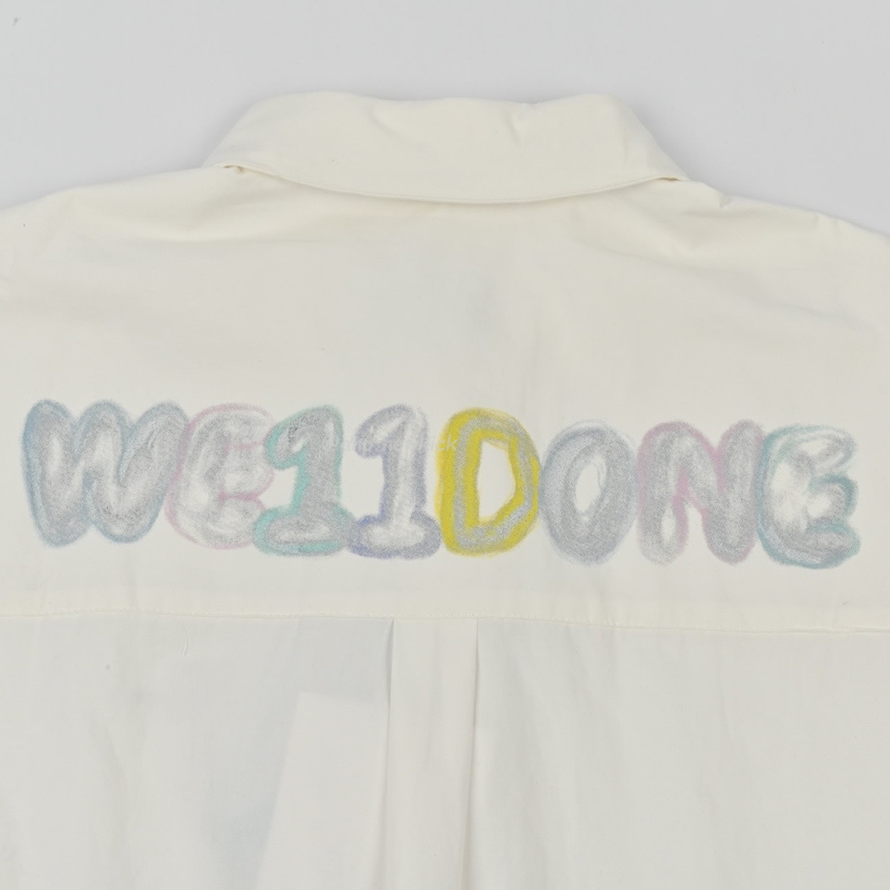 We11done 24ss Back Colored Graffiti Letter Printed Long Sleeved Shirt 912190036 S L (8) - newkick.vip