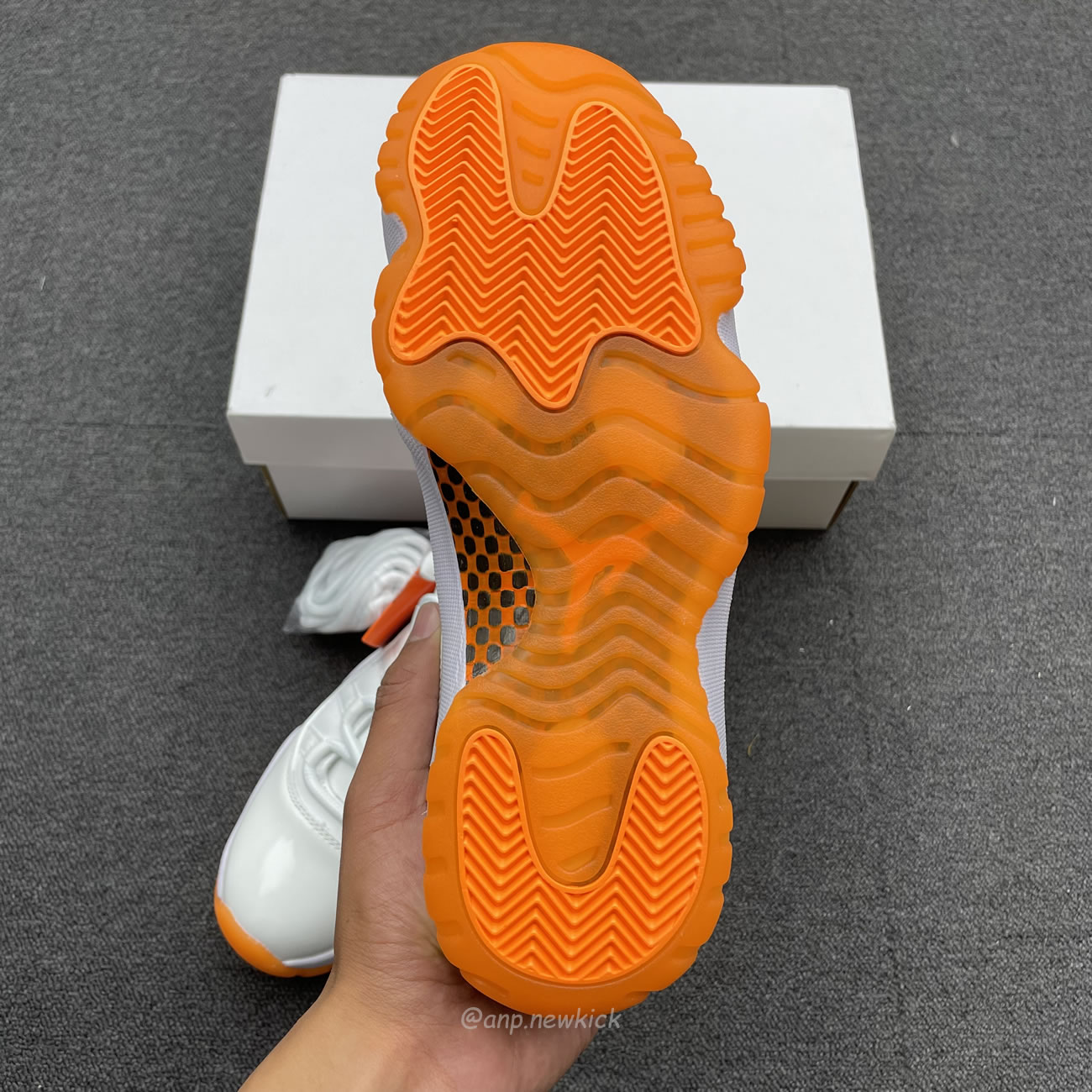 Air Jordan 11 Retro Low Citrus 2021 Womens Ah7860 139 (8) - newkick.vip