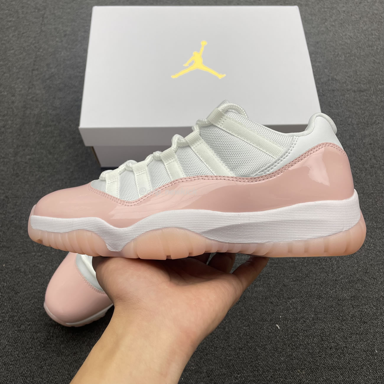 Air Jordan 11 Retro Low Legend Pink Womens Ah7860 160 (4) - newkick.vip