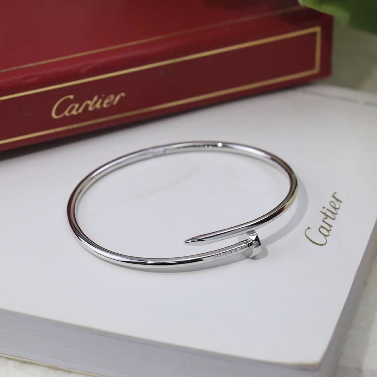 Cartier Bracelet Juste Un Clou B6062618 (2) - newkick.vip