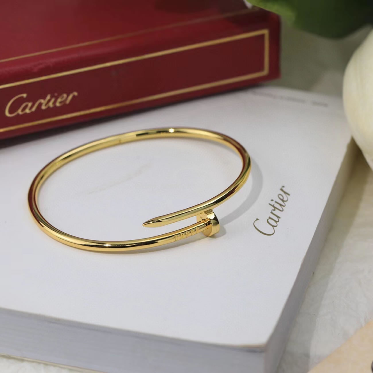 Cartier Bracelet Juste Un Clou B6062618 (6) - newkick.vip