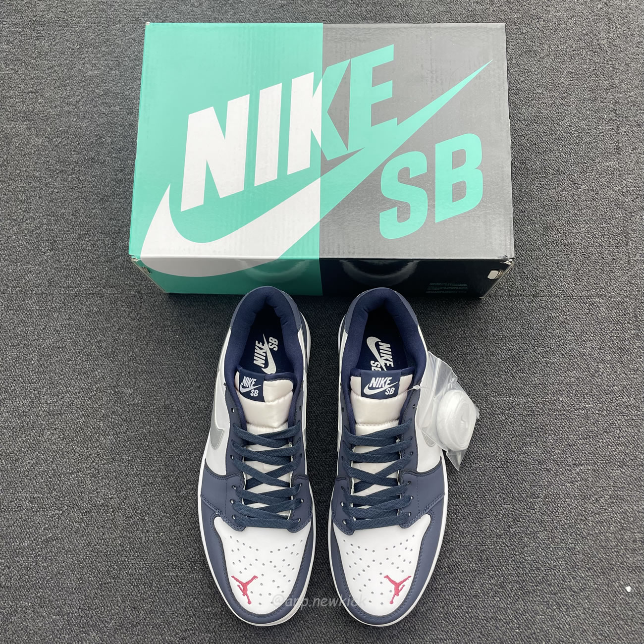 Air Jordan 1 Low Sb Midnight Navy Cj7891 400 (13) - newkick.vip