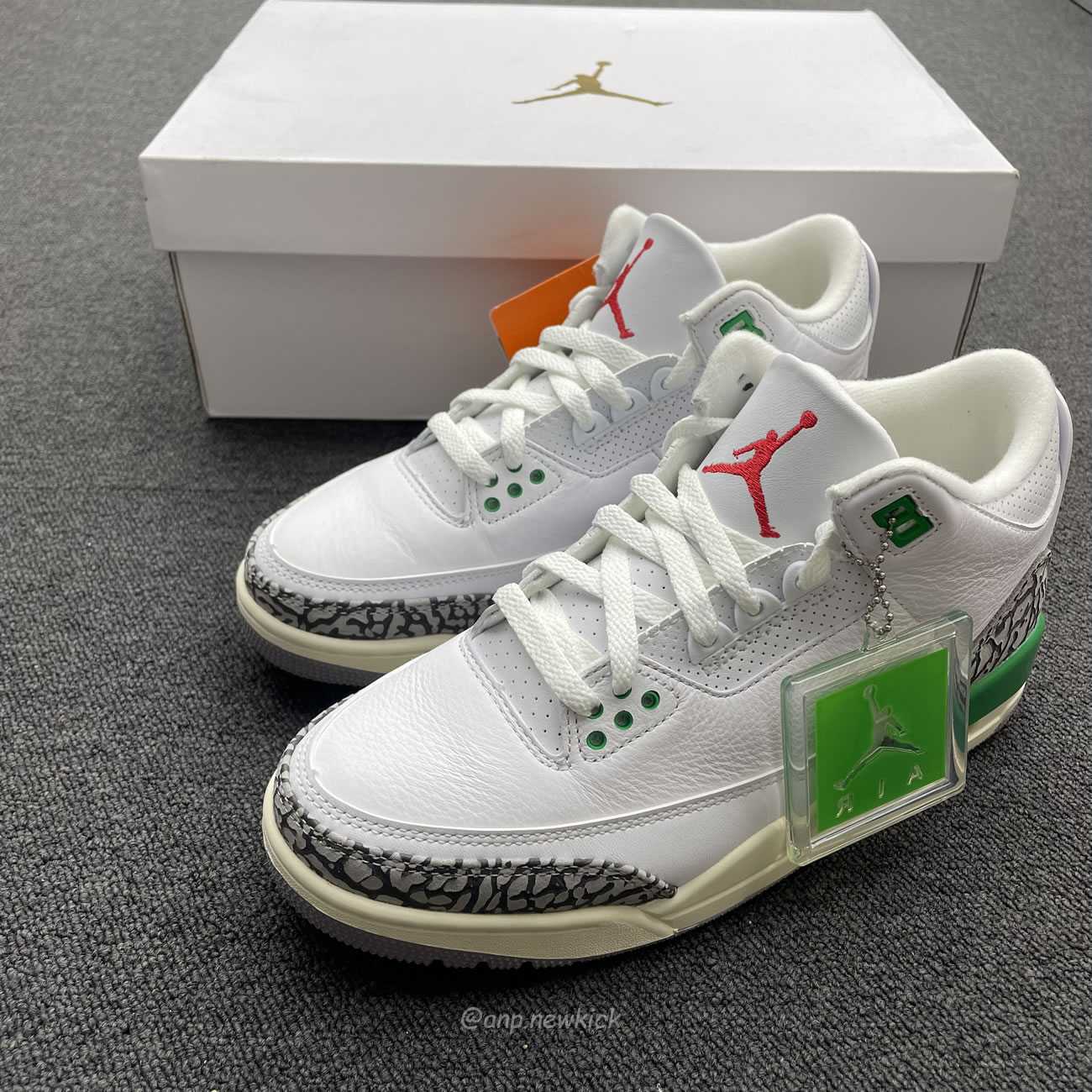 Air Jordan 3 Retro Lucky Green Womens Ck9246 136 (9) - newkick.vip