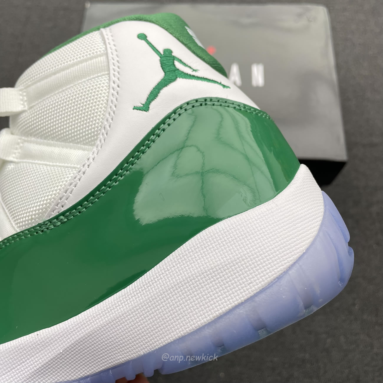 Air Jordan 11 Retro White Green Ct8012 113 (3) - newkick.vip