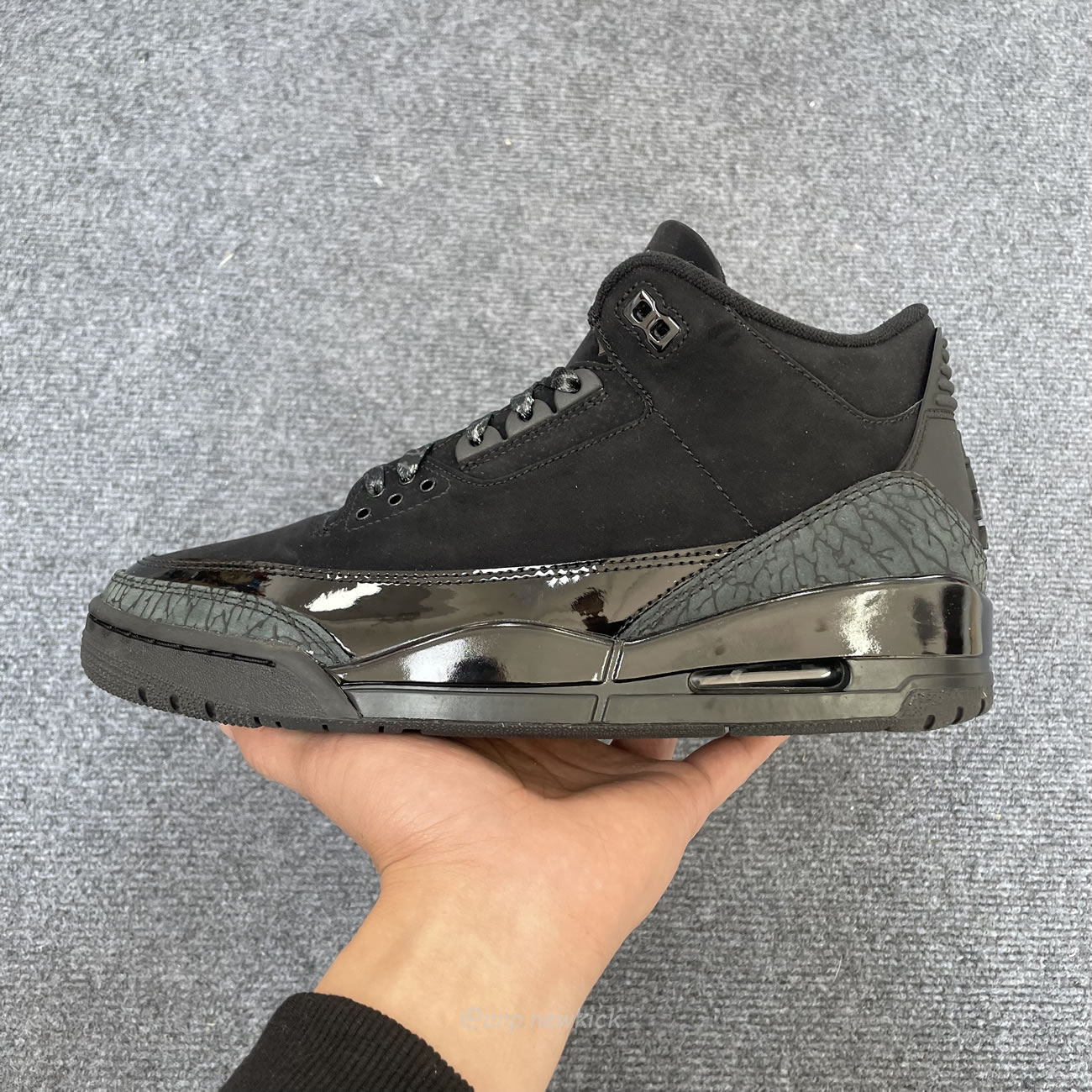 Air Jordan 3 Retro Black Cat 2025 Ct8532 001 (2) - newkick.vip