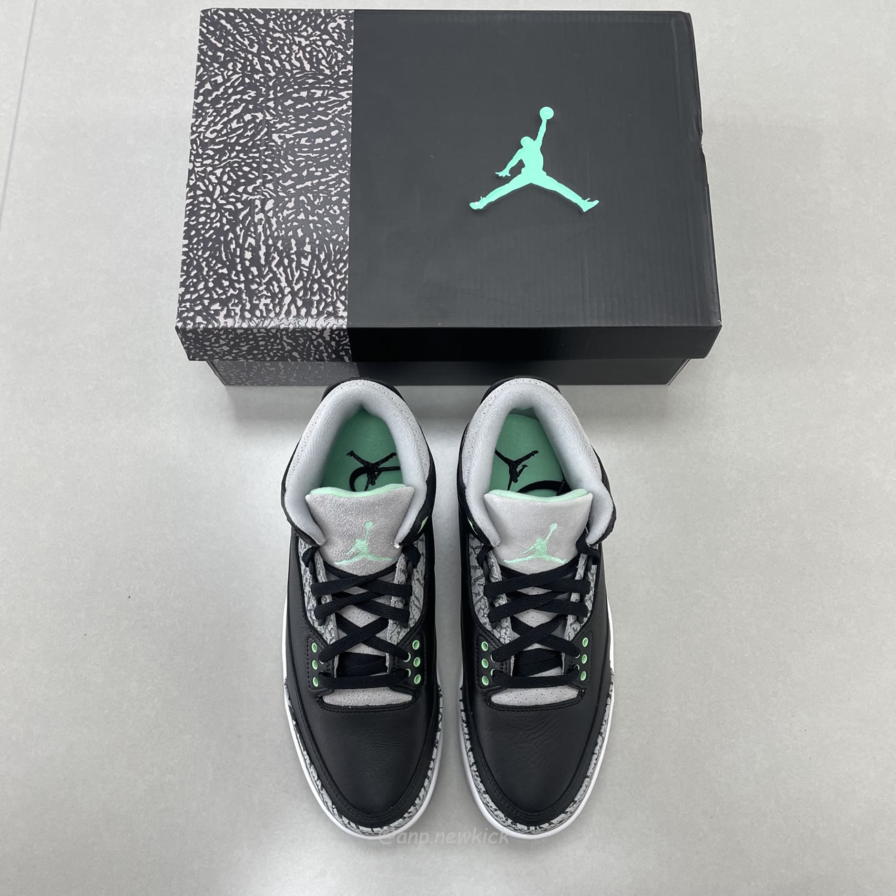 Air Jordan 3 Retro Green Glow Ct8532 031 (14) - newkick.vip