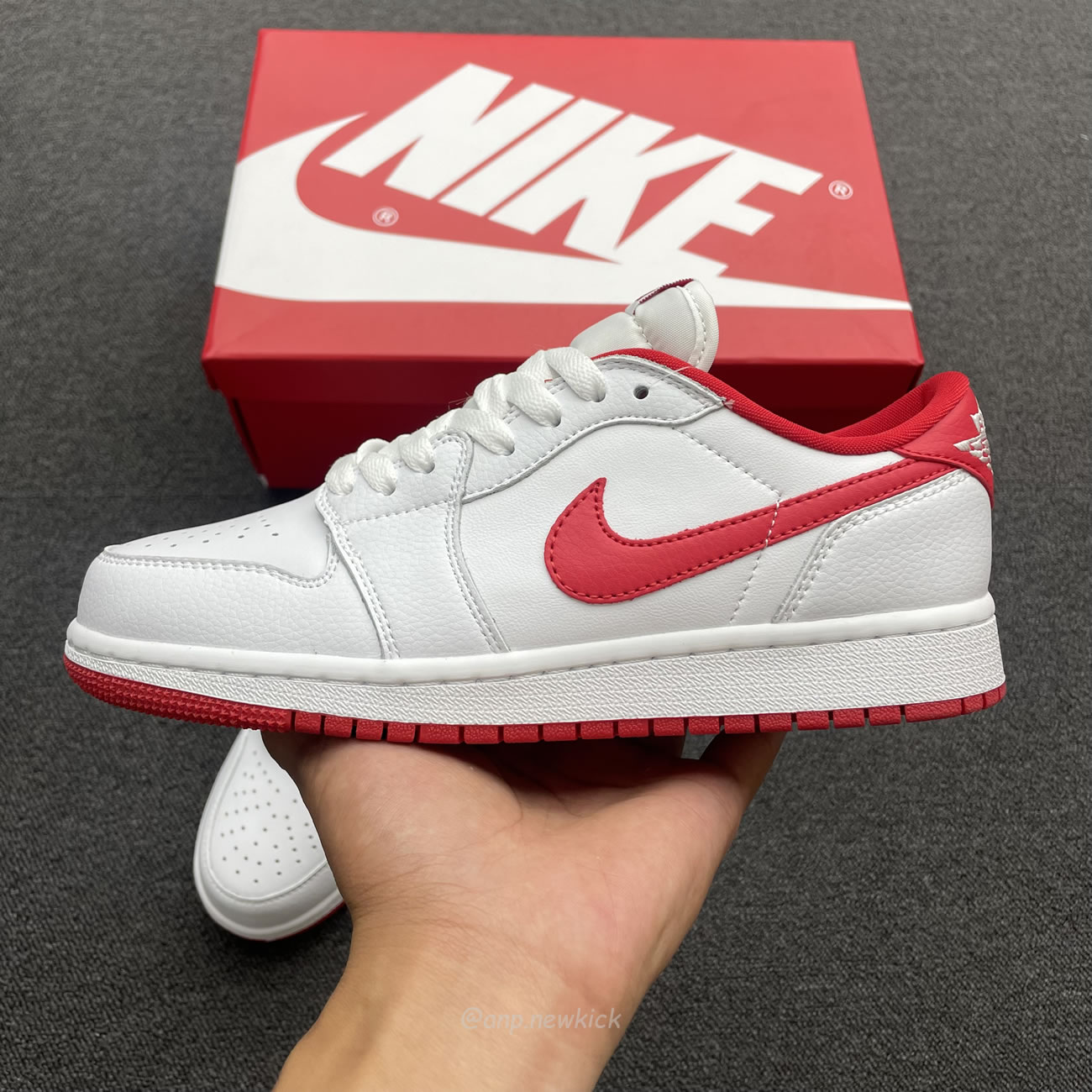 Air Jordan 1 Retro Low Og University Red Cz0790 161 (13) - newkick.vip