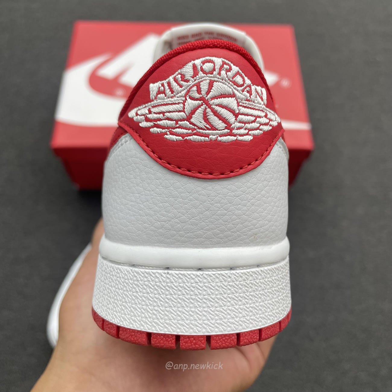 Air Jordan 1 Retro Low Og University Red Cz0790 161 (9) - newkick.vip