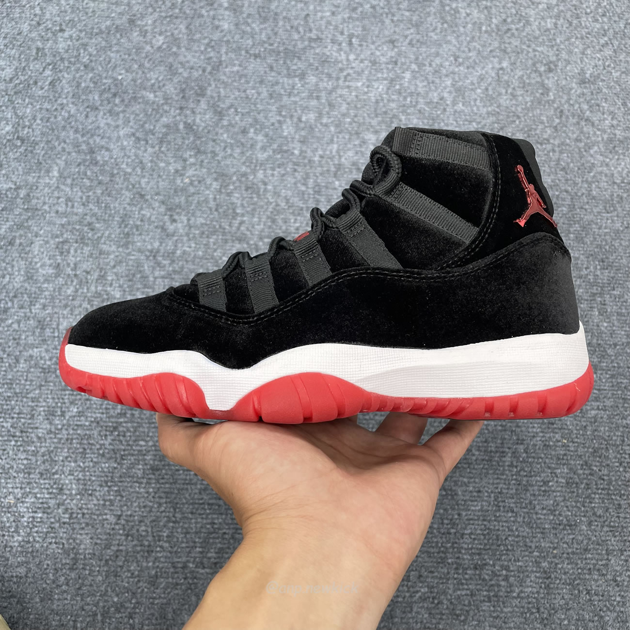 Air Jordan 11 Bred Velvet Arrives Db5457 061 (3) - newkick.vip